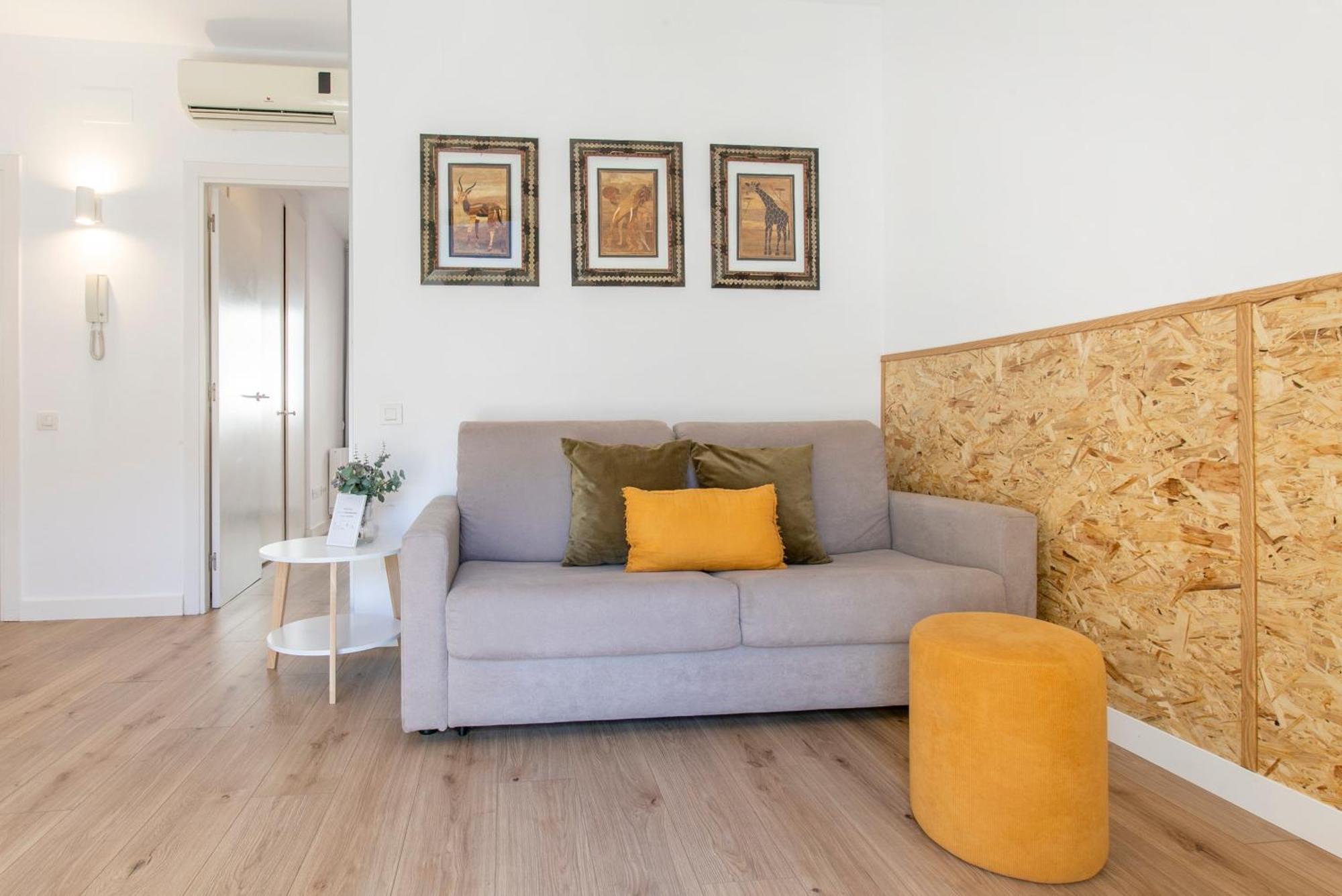 Chic And Modern Apartments In Gracia Barcelona Rum bild