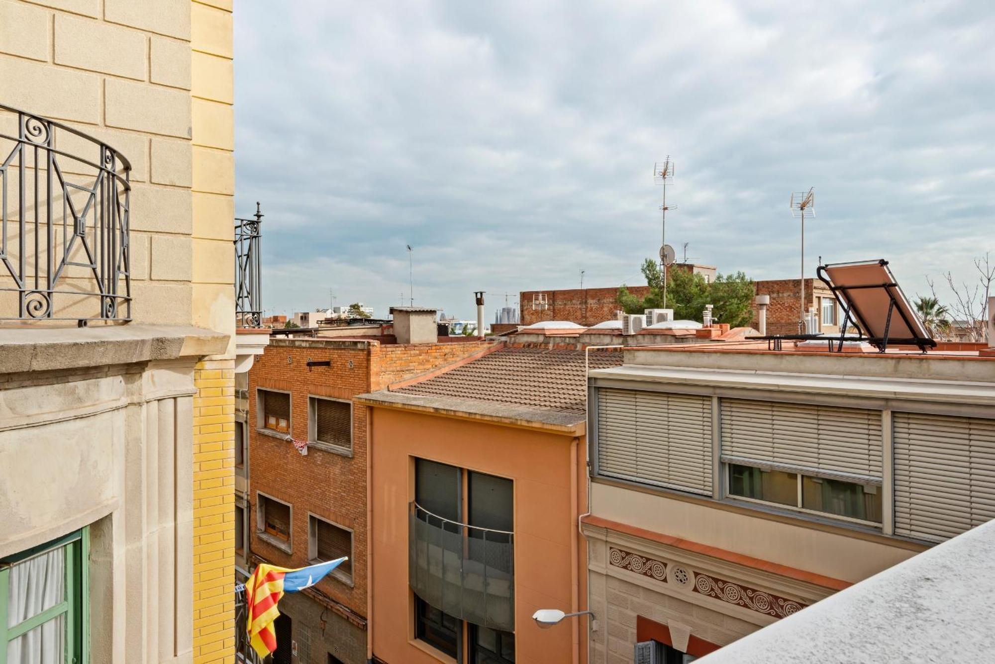 Chic And Modern Apartments In Gracia Barcelona Rum bild